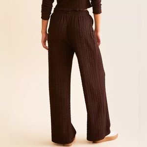 Willow & Root Women's Textured Brown Pants